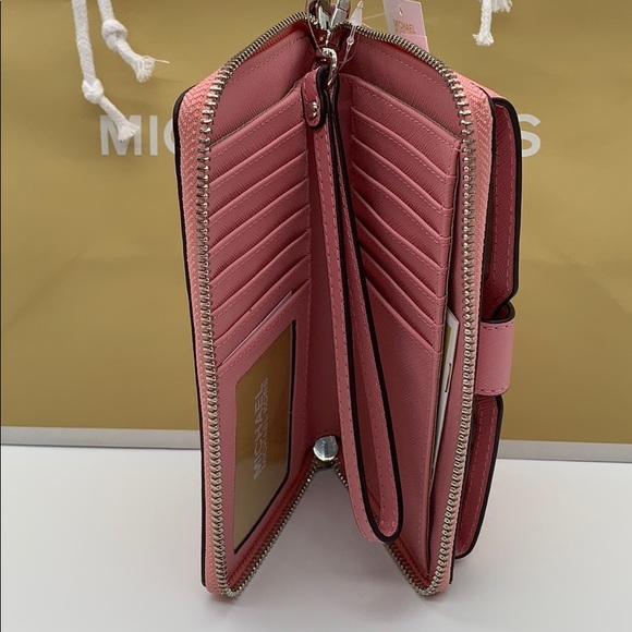 MICHAEL KORS MD ZA PHONE HOLDER WALLET Carnation - Picture 13 of 16